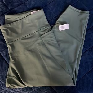 Old Navy High-Waisted PowerSoft 7/8 Length Leggings 2x